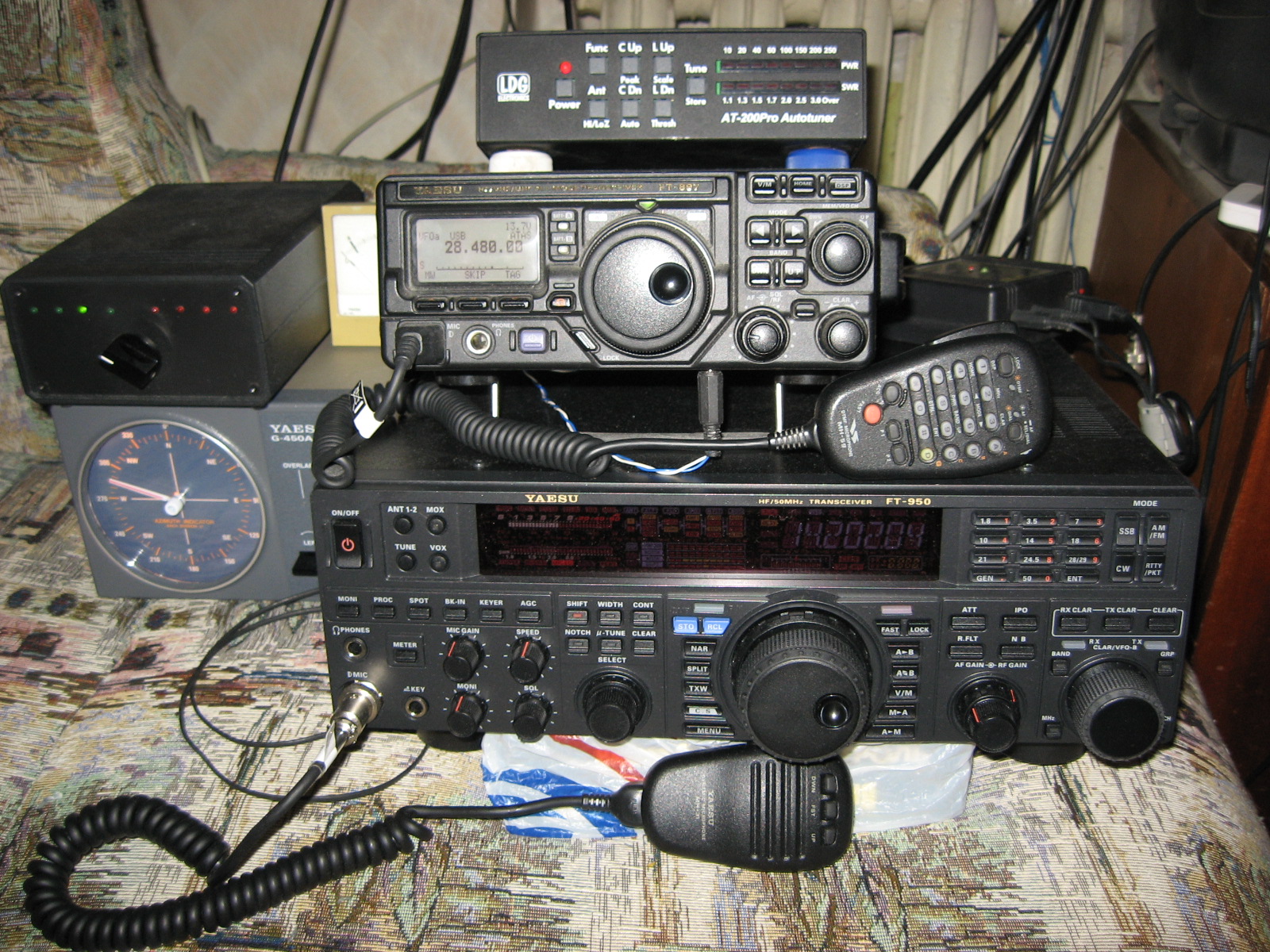 Про радиостанцию. ФТ 950 трансивер. Yaesu ft-950. Yaesu ft-950 Digital Terminal. Трансивер Yaesu Радиолюбительский.